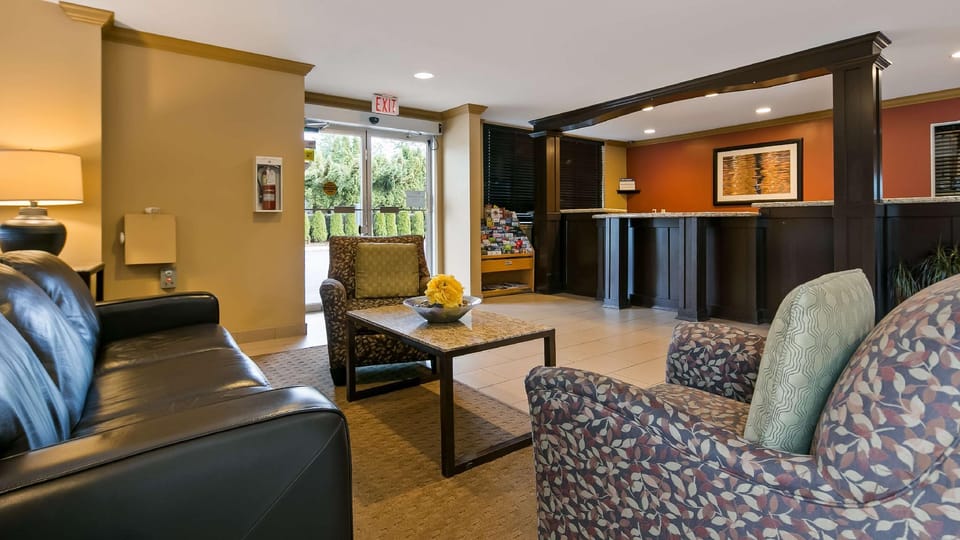 Best Western Maple Ridge Hotel Hotel in Pitt Meadows