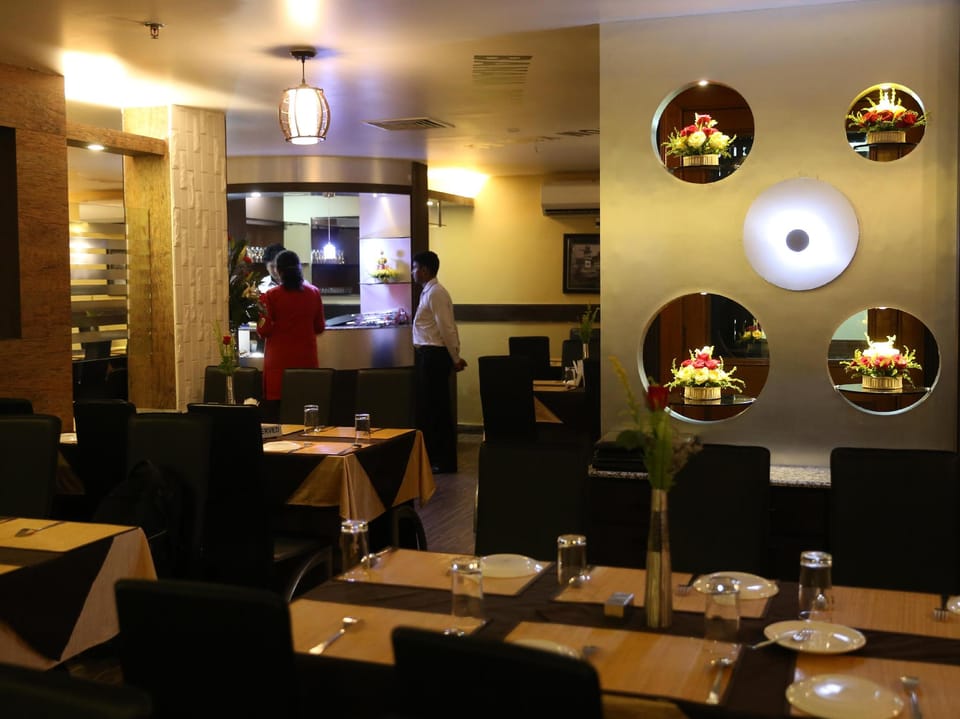 Hotel Shivangan Hotel in Kolkata