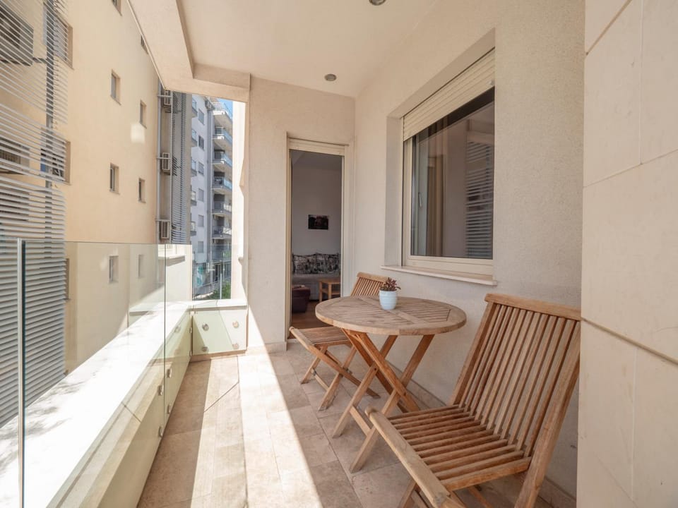 Seaside Rest Apartments Hotel in Budva