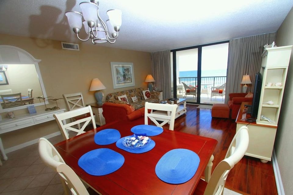 Club Regency at Regency Towers Apartment hotel in Myrtle Beach