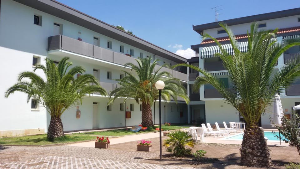 Residence Verde Pineta Hotel in Principina a Mare