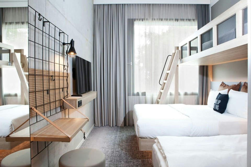 Guestroom