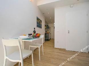 Nido Sui Tetti di Riva del Garda - Happy Rentals Hotel in Riva del Garda
