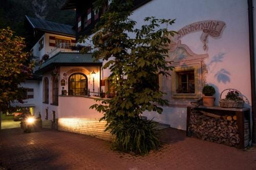 Bei Max - Hotel Garni Kirchenwirt Hotel in Trentino-South Tyrol