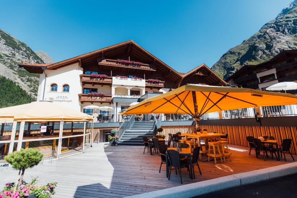 Hotel Mittagskogel Pitztal Hotel in Trentino-South Tyrol