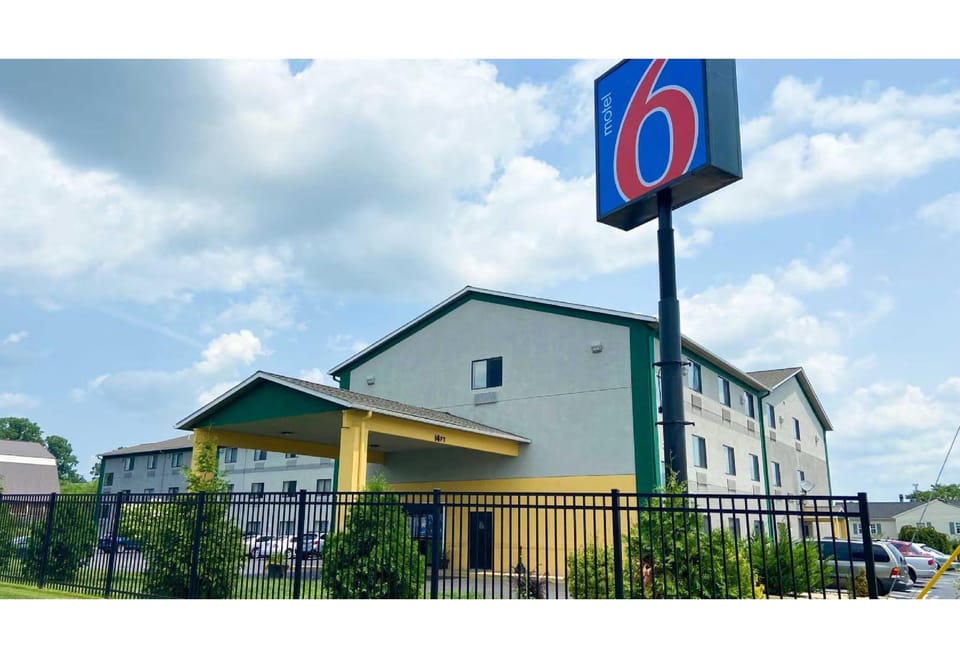 Motel 6 Lancaster, PA Hotel in Pennsylvania
