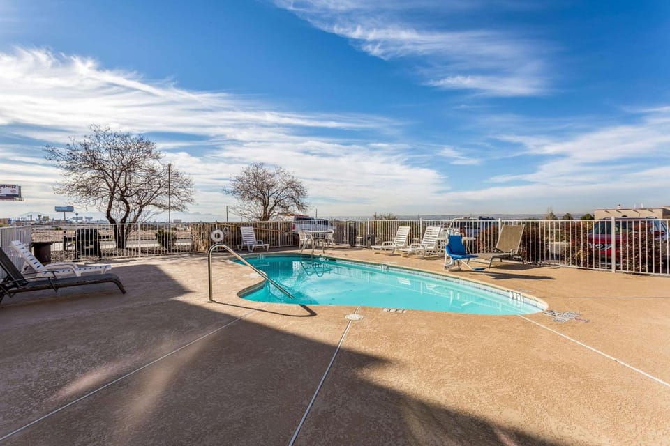 Quality Inn & Suites El Paso I-10 Hotel in El Paso
