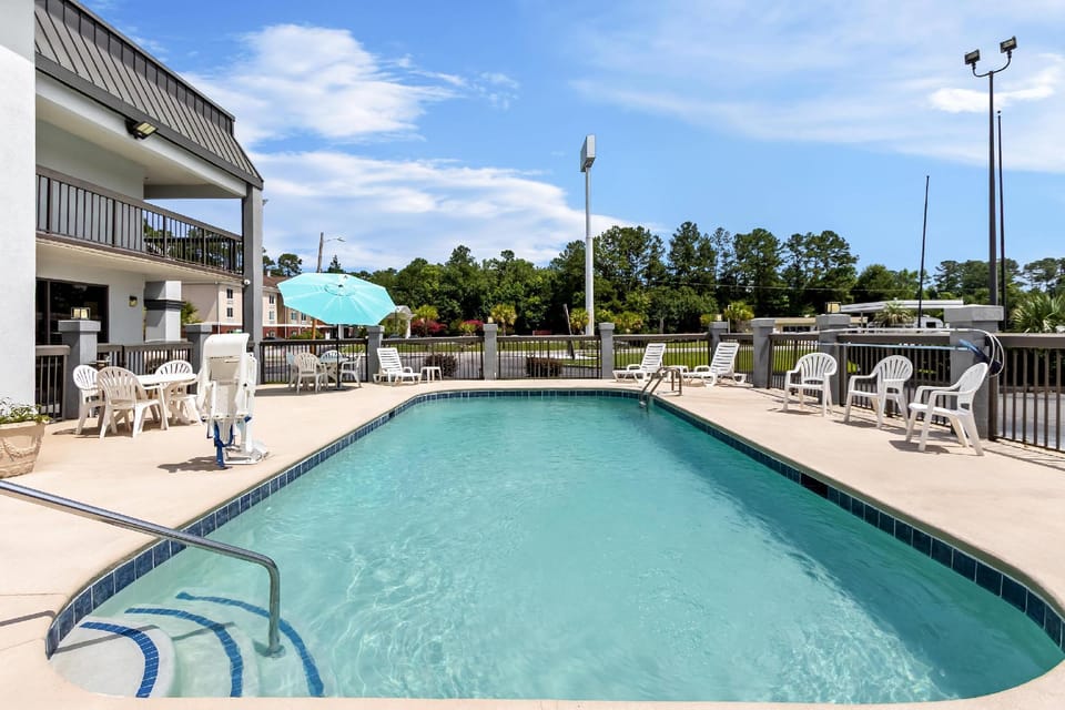 Quality Inn Walterboro I-95 Hotel in Walterboro