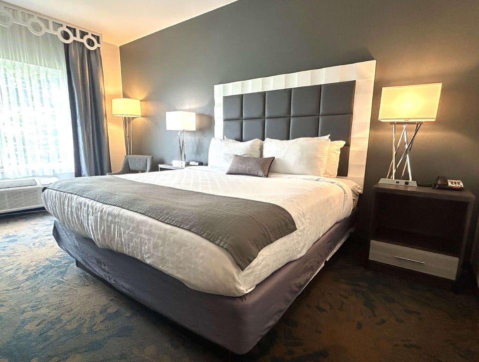 Suite room
