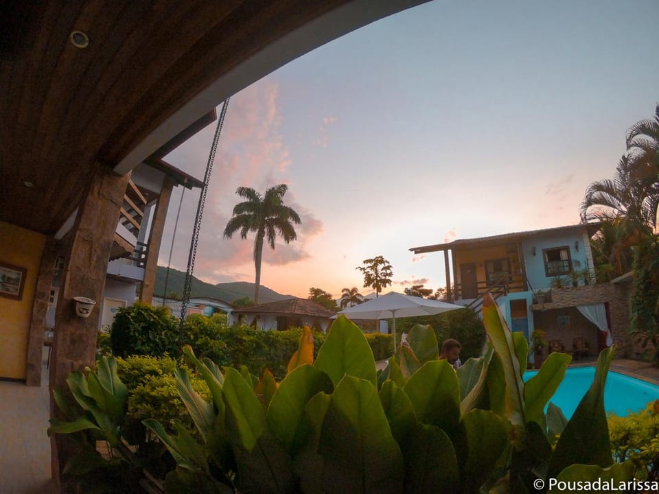 Pousada Larissa - com Gerador de Energia Inn in Paraty