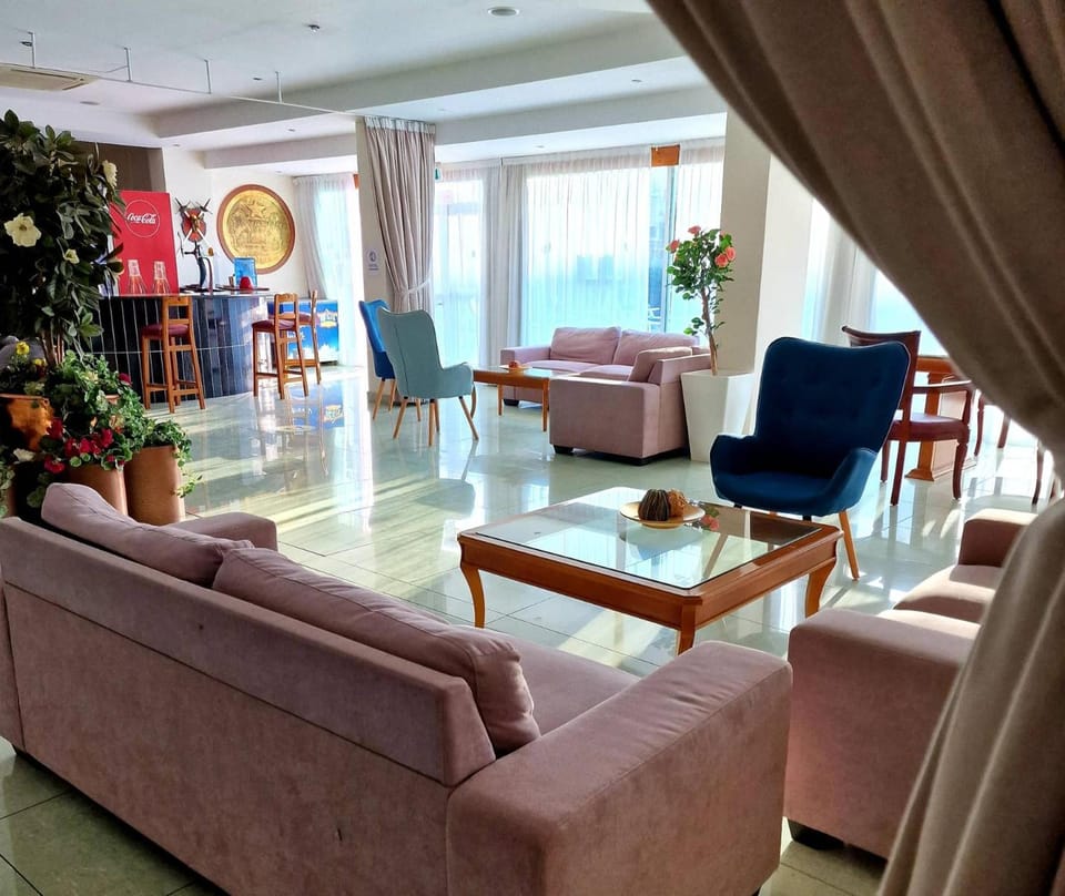 M. Moniatis Hotel Hotel in Germasogeia