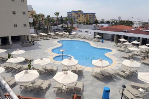 Golden Star Beach Hotel in Protaras