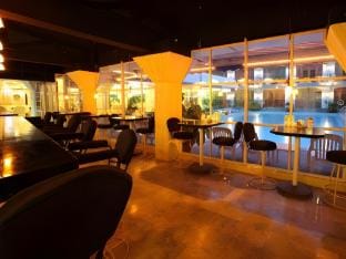 Clarkton Hotel Hotel in Angeles