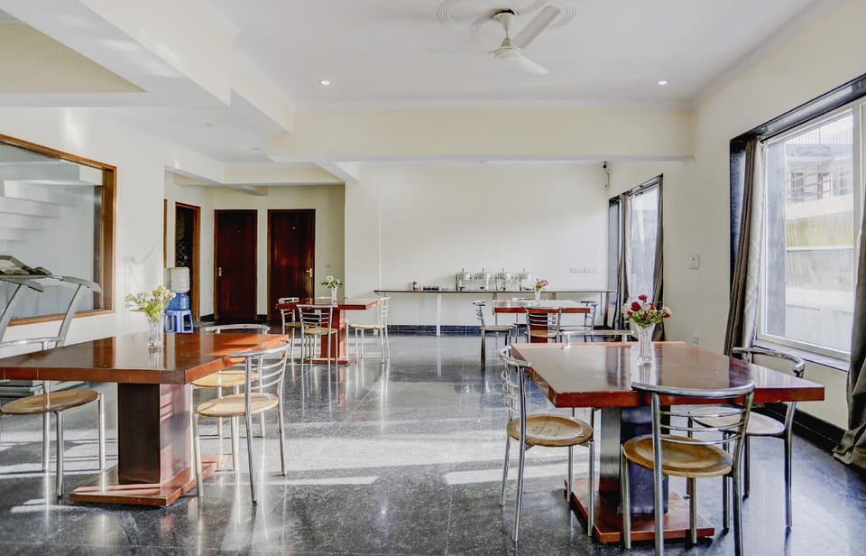 Town House HI5 Aditya International Hotel in Bhubaneswar