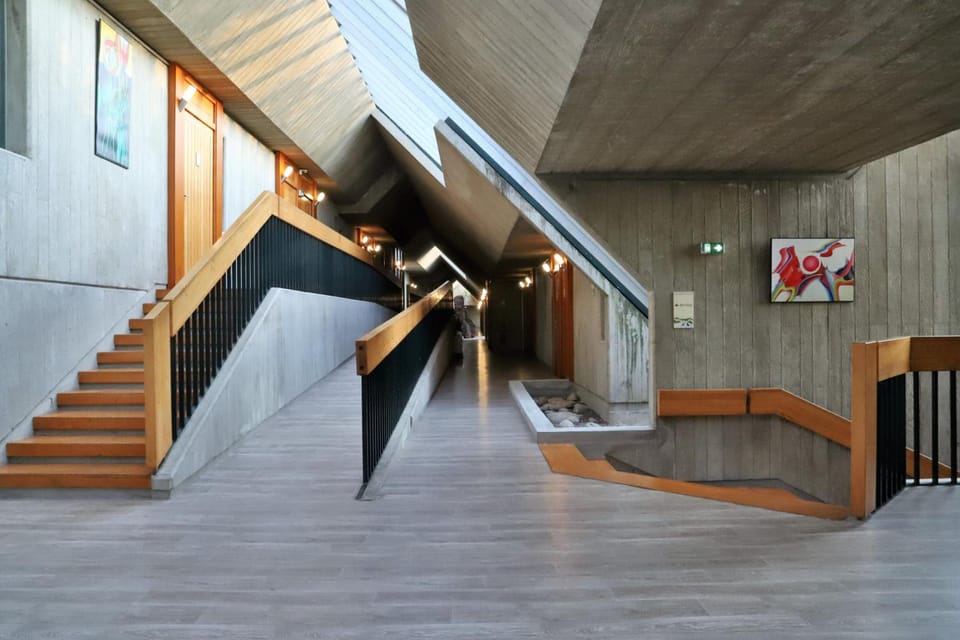 SOWELL Family Le Vallon Hotel in Grospierres