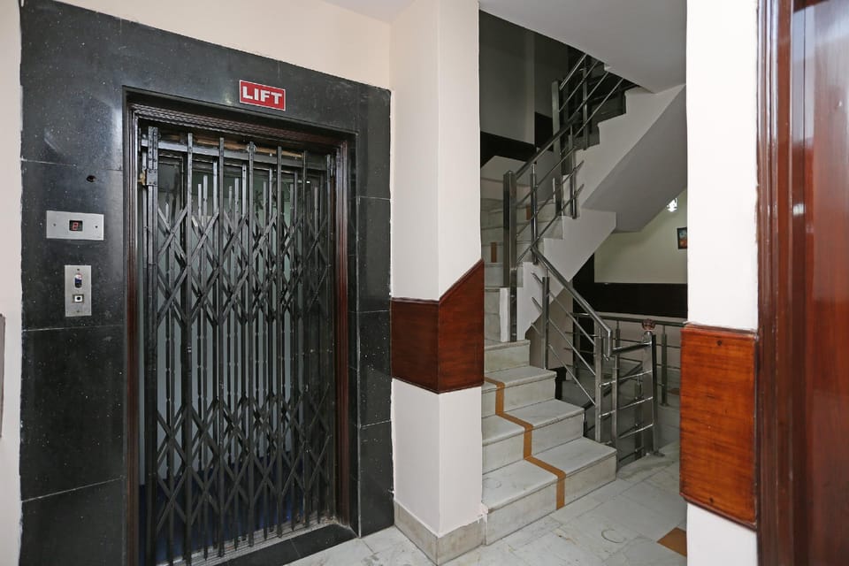 Hotel O Gold Palace Hotel in Delhi