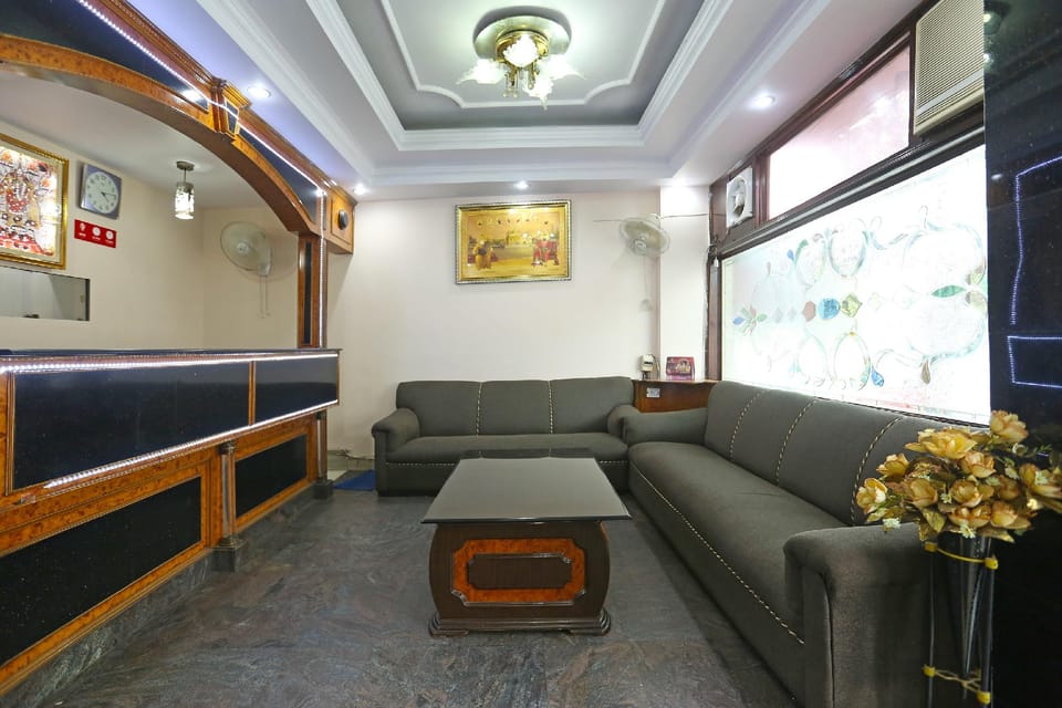 Hotel O Gold Palace Hotel in Delhi