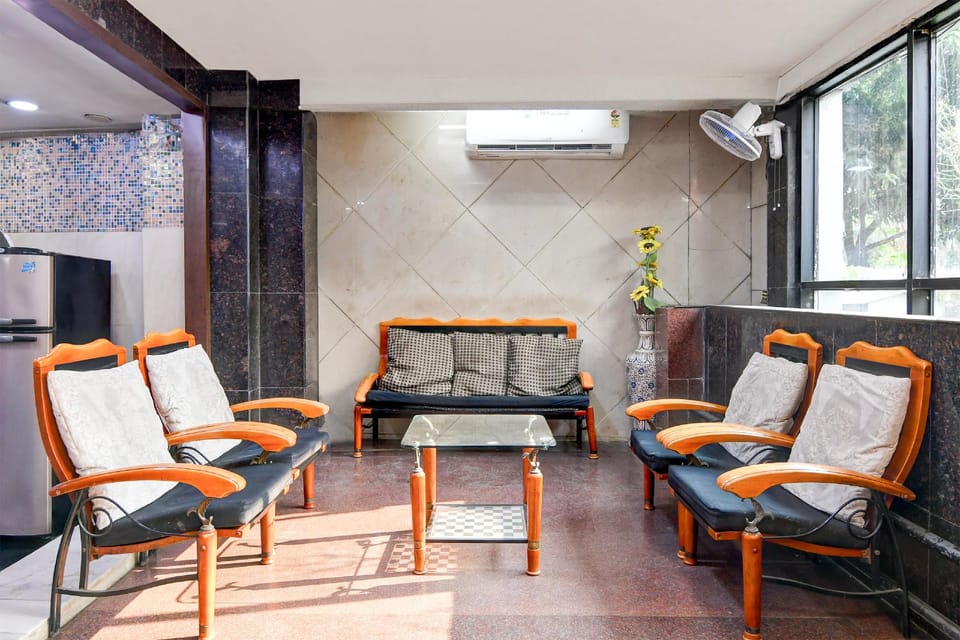 Collection O VIP Road Formerly Hotel Heritage Hotel in Kolkata