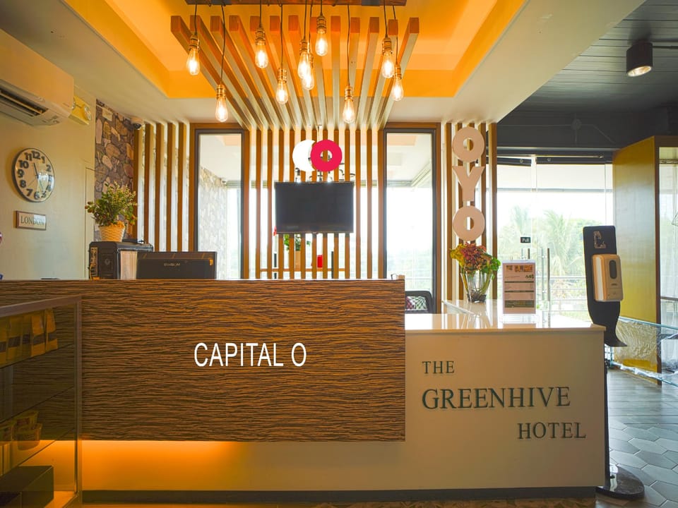 Capital O OYO 785 The Greenhive Hotel Hotel in Batangas