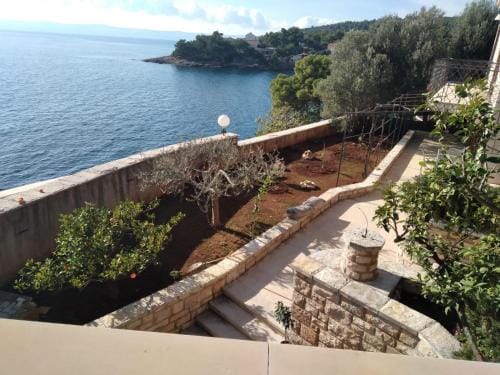 Double Room Puntinak 12255a Hotel in Selca, Brač