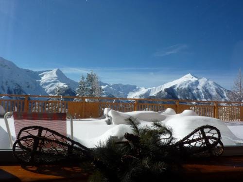 Hotels Les Catrems & Le Montagnou Hotel in Provence-Alpes-Côte d'Azur