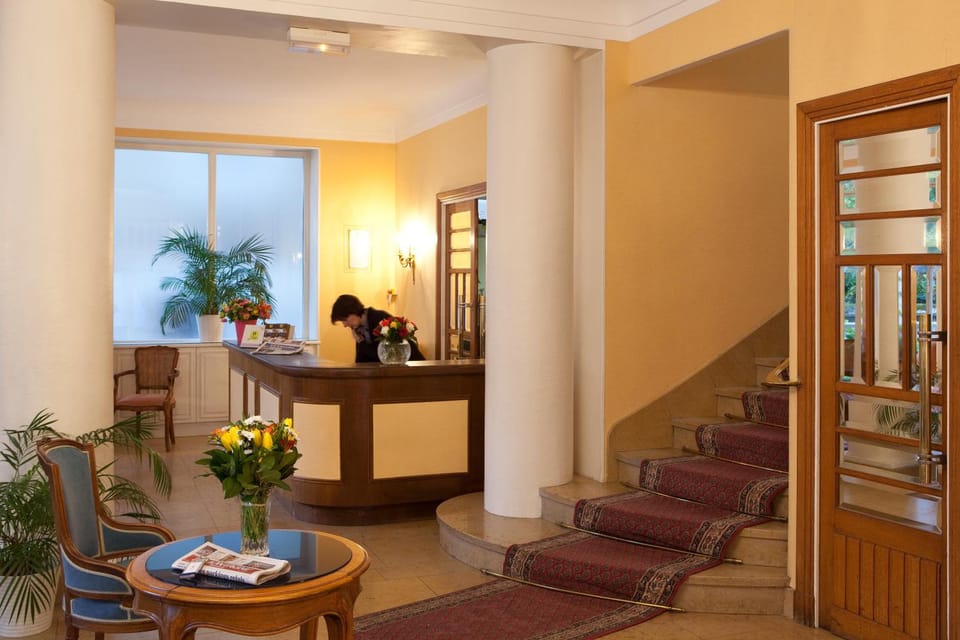 Logis Hotel Royal Saint-Mart Hotel in Clermont-Ferrand