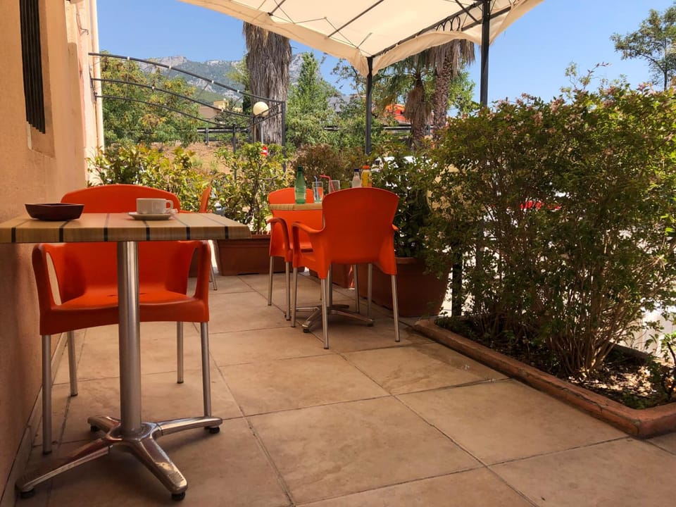 Hotel Triotel Hotel in French Riviera
