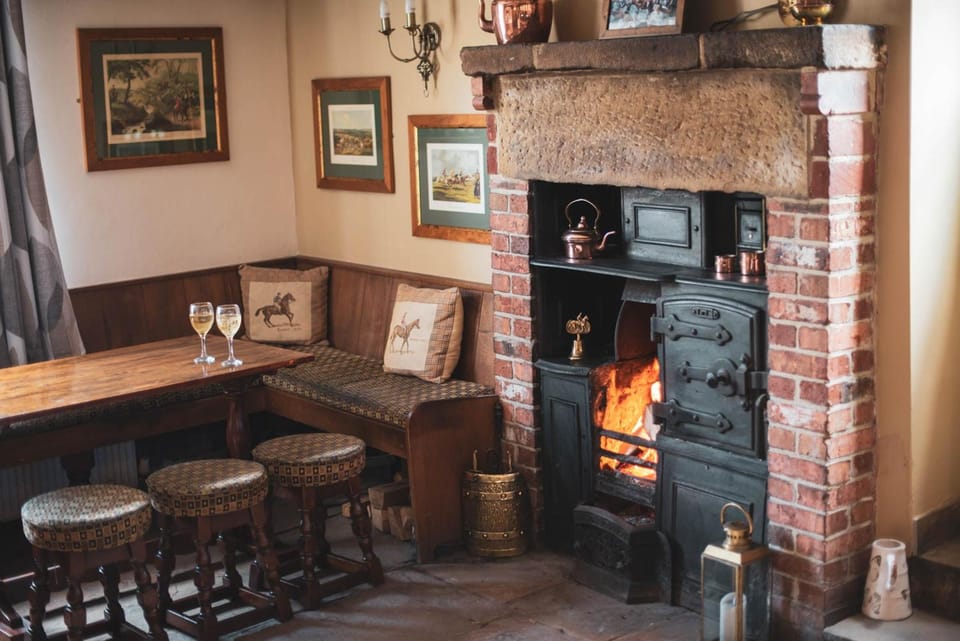 The Horse and Jockey Hotel in High Peak District