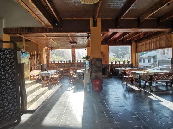 Yueting Nanshe Guesthouse Hotel in Hubei