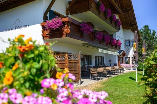Landhaus Grobert Hotel in Tyrol