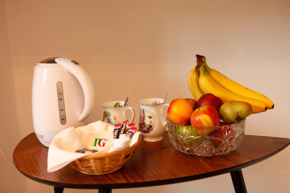 Swan Guest House LONDON - HEATHROW Hotel in London Borough of Hillingdon