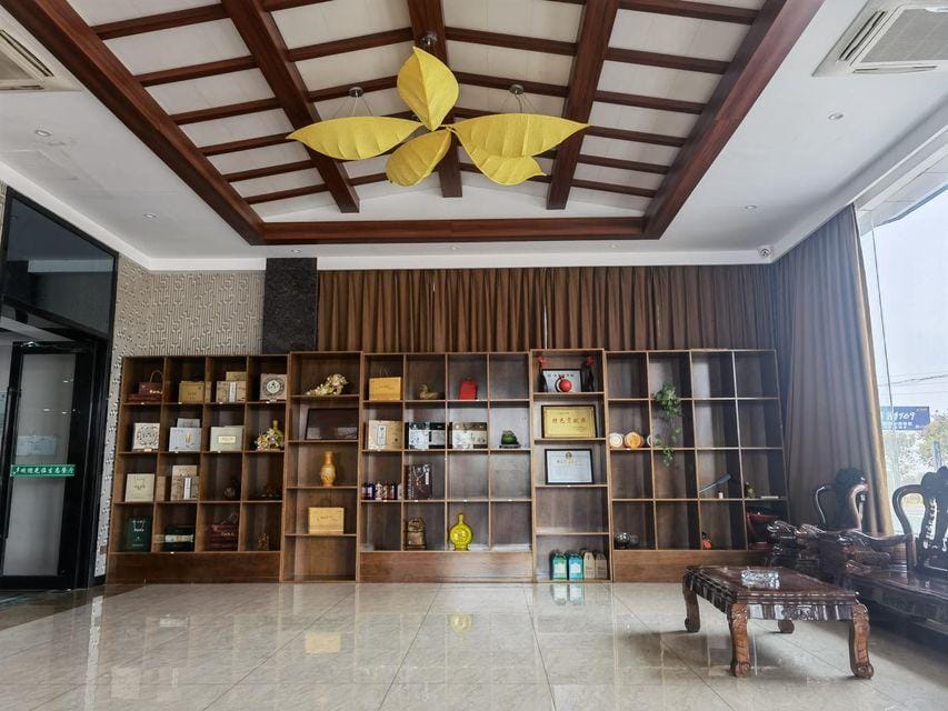 Mermaid Holiday Inn (Zhenjiang Fangshan Lake Inn) Hotel in Jiangsu