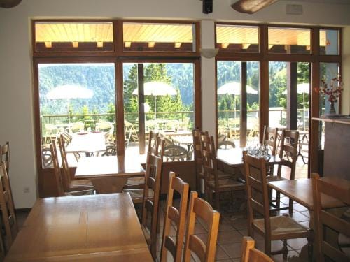 Les Terrasses du Lac Blanc - Studios & Appartements Hotel in Orbey