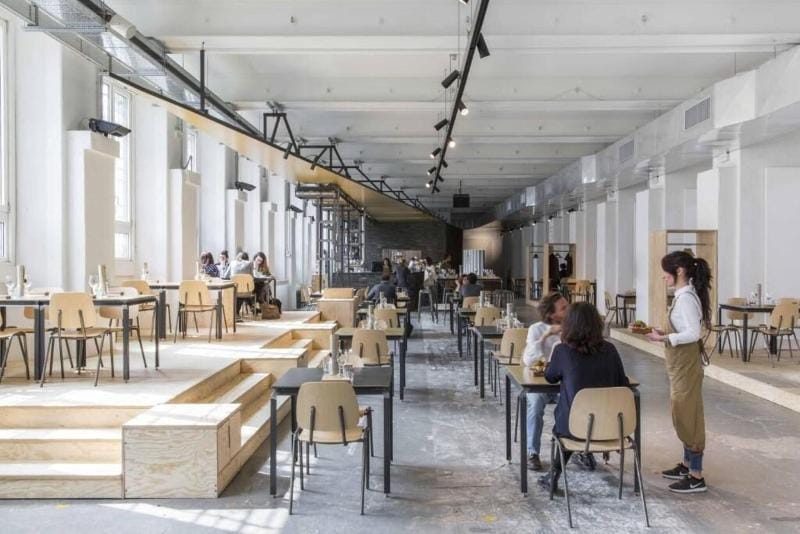 casaBASE Hostel in Milan