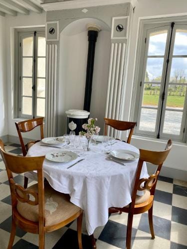 Manoir de L'Oiseliere Hotel in Normandy