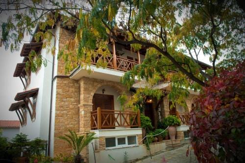 Archodariki Hotel in Halkidiki