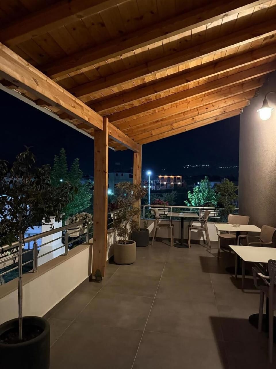 Maison Apartments Hotel in Vlorë