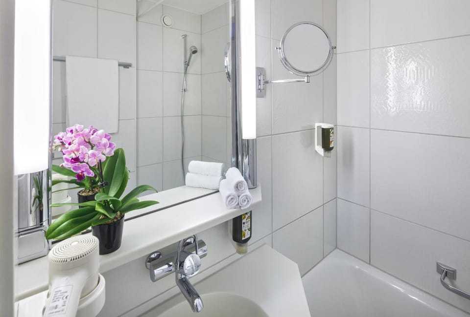 Swiss Star Irchel - Self Check-In Hotel in Zurich City