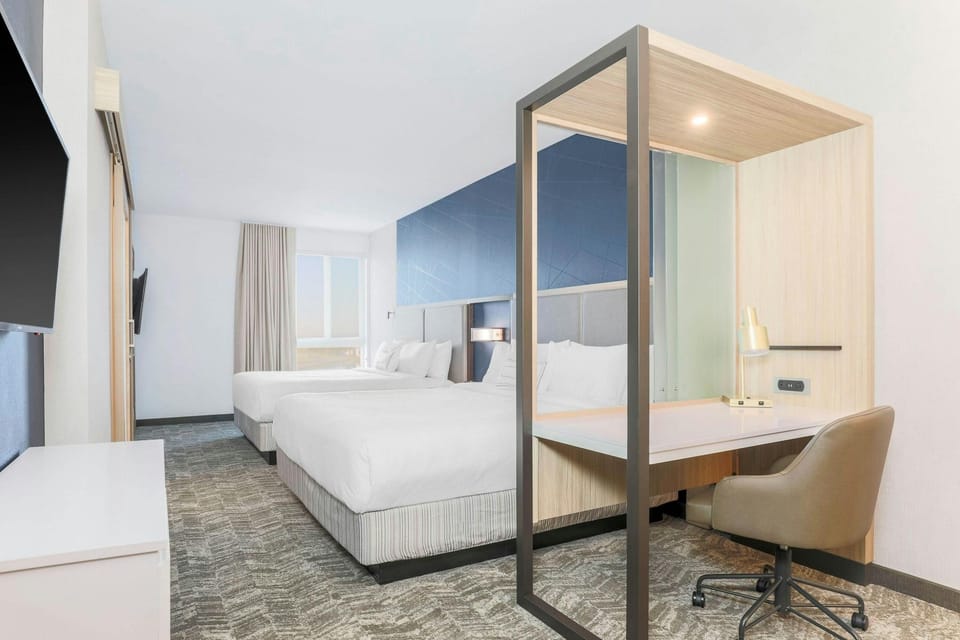 Suite room