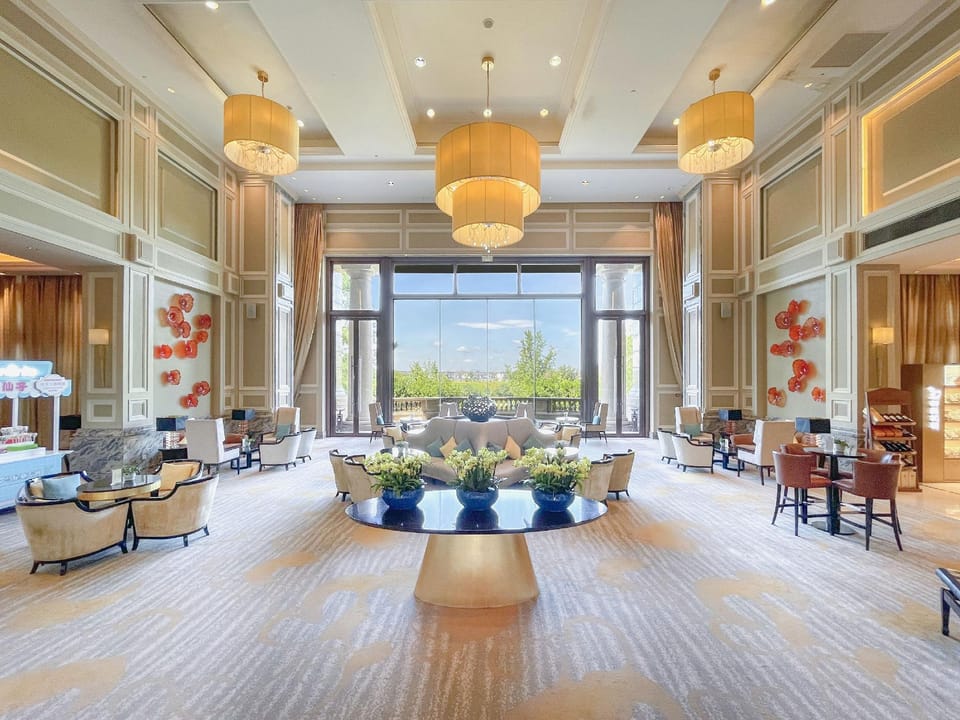 Azure Reserve Xinchang Hotel in Zhejiang