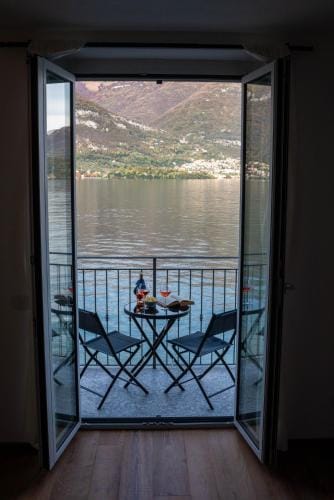 Appartamento Gondola Residence La Darsena Hotel in Lombardy