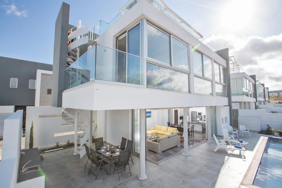 Villa Bp4, Contemporary 3bdr Protaras Villa with Pool, Close to Fig Tree Bay Resort in Protaras