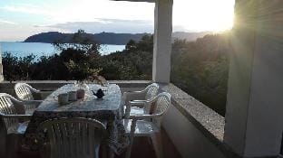 Villa with garden and terrace for 8 pax Hotel in Tuscany