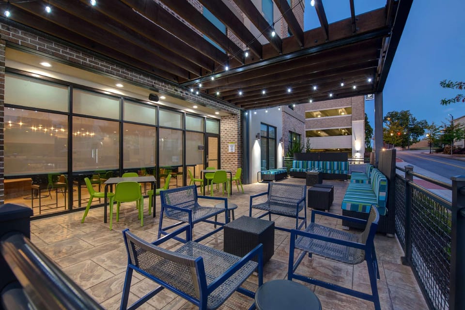 Home2 Suites by Hilton Anderson Downtown Hotel in Anderson