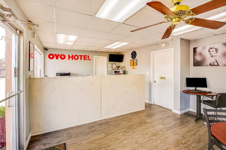 OYO Hotel Texarkana North Heights AR Hwy I-30 Hotel in Texarkana