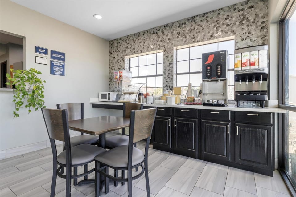 SureStay by Best Western  McAlester Hotel in McAlester