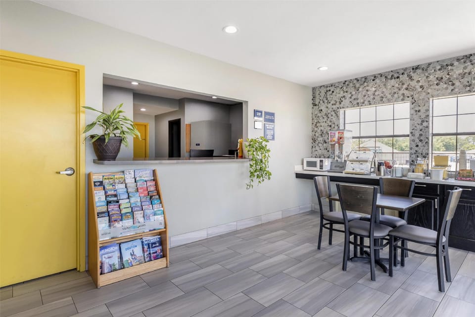 SureStay by Best Western  McAlester Hotel in McAlester