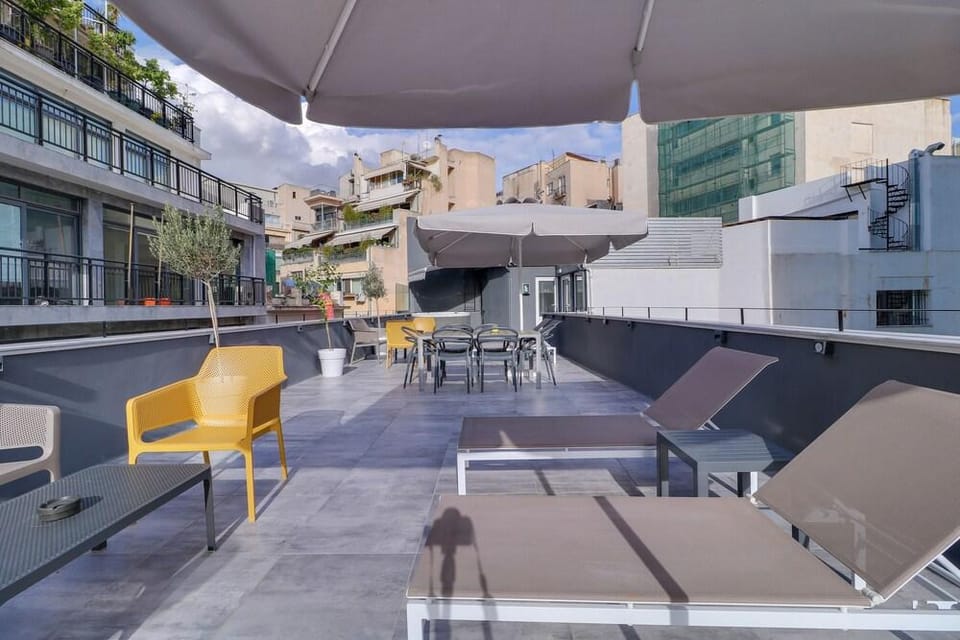 athensotel.com. Hotel in Athens