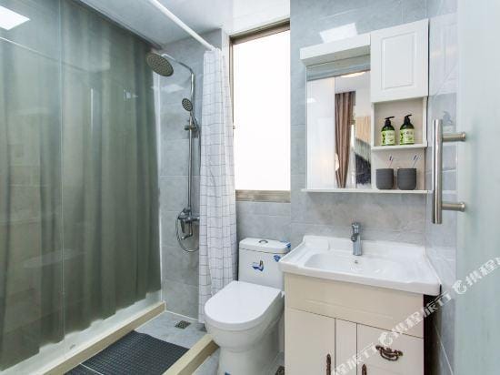 NanFeng Holiday House Hotel in Shanghai