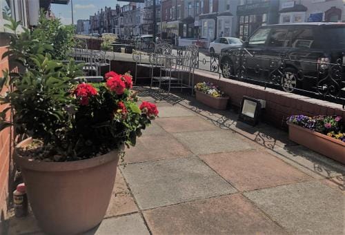 Ultimate Family Guest House Hotel in Blackpool